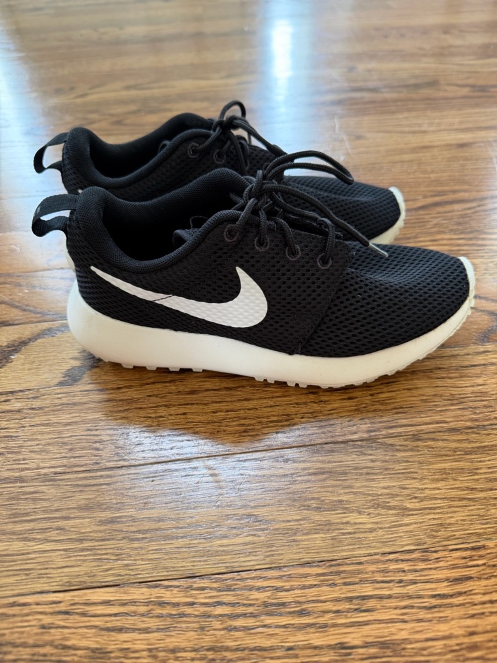 Nike Kids' Black & White Golf Shoes